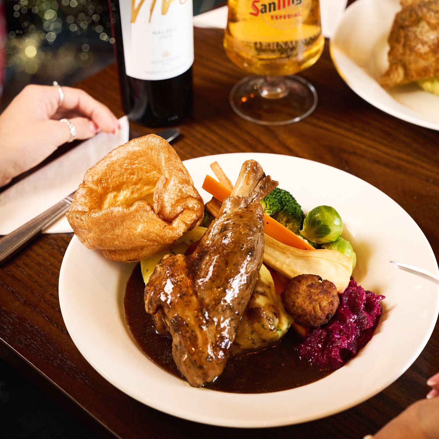 Christmas Day Lunch, Dinner & Dining at The Radclyffe Arms in Middleton Junction, Manchester