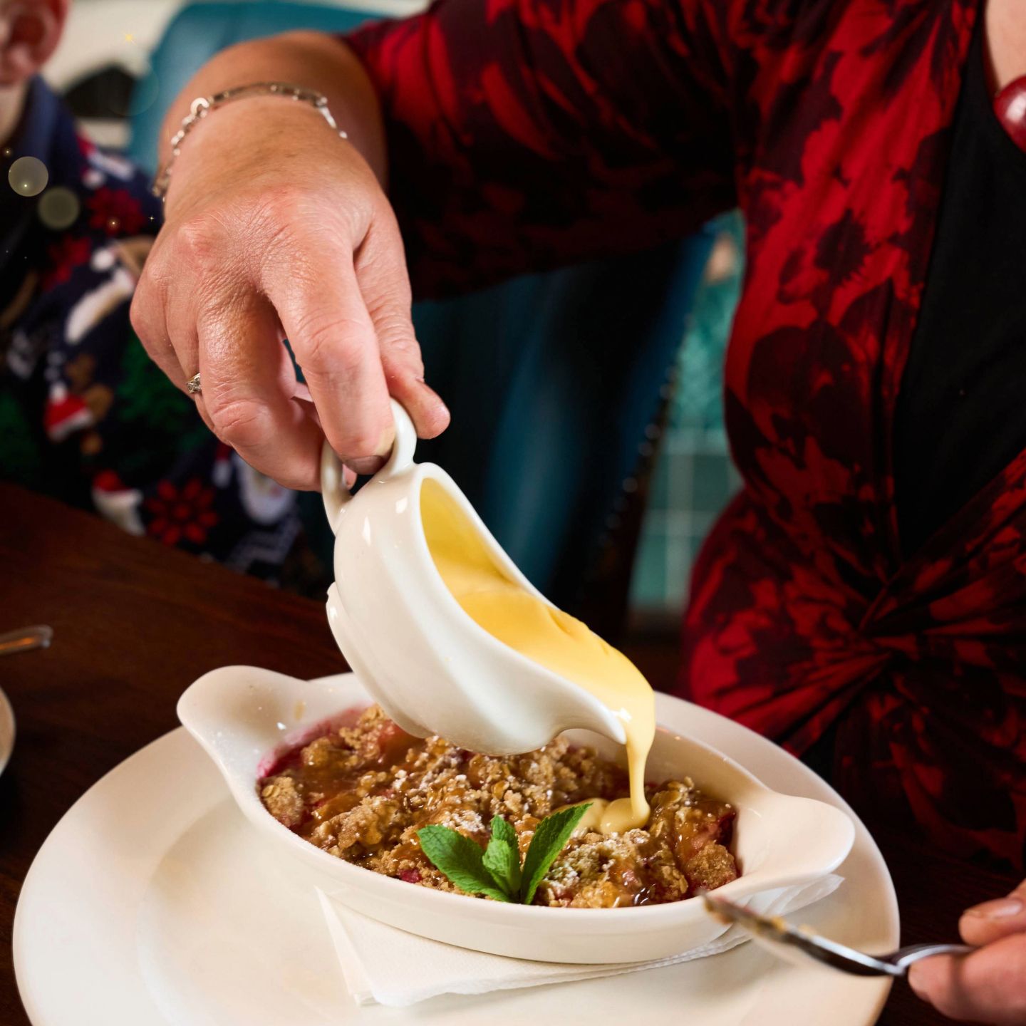 Christmas Day Lunch, Dinner & Dining at The Radclyffe Arms in Middleton Junction, Manchester